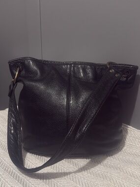 Classic Black Leather Shoulder Bag